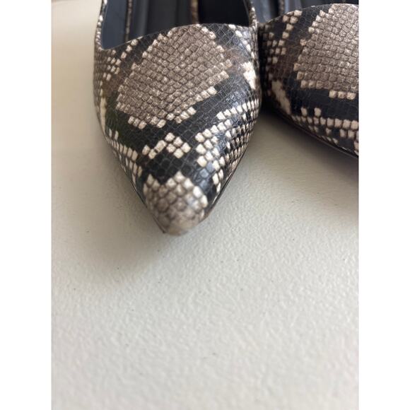 Franco Sarto Snakeskin Print Pointed Toe Heels 8M Block Heel - Picture 9 of 10